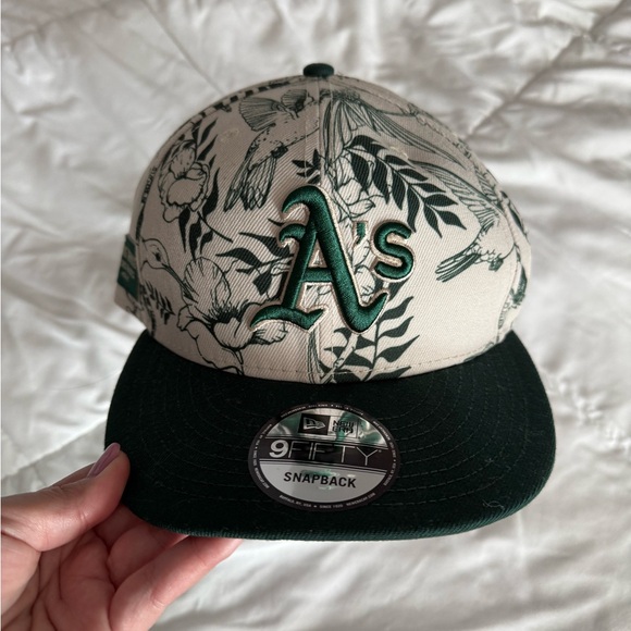 Oakland A’s Spring Training 2023 New Era Snapback - Picture 1 of 5